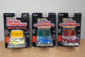 lot 160 image: 3 Racing Champions Mint Die Casts - 56 Thunderbird, 32 Coupe, 49 Sedan