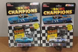 lot 172 image: 2 Racing Champions NASCAR Collectors Series Die Casts - Richard Petty, AJ Foyt