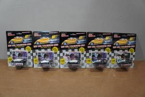 lot 190 image: 5 Racing Champions Indy CarCollectors Cards with Stands