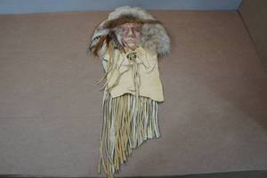 lot 261 image: Indian Face Dream Catcher with Feathers and Fur