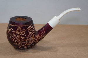 lot 278 image: Vintage Giant Asian Dragon Tobacco Pipe