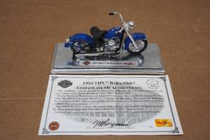 lot 316 image: Maisto Harley Davidson 1953 74FL Hydra-Glide 118 Scale Model