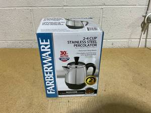 lot 102 image: Farberware Electric Coffee Percolator 2-4 Cup, FCP240, Stainless Steel Basket