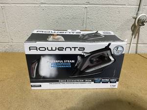 lot 104 image: Rowenta Accessteam Steam Iron DW2361