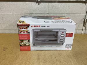 lot 118 image: BLACKDECKER 4 Slice Toaster Oven