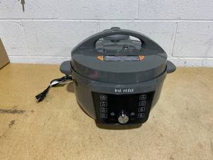 lot 125 image: Instant Pot RIO WIDE 7.5qt 7-in-1 Electric Pressure Cooker & Multi-Cooker 1200W