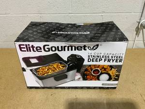 lot 73 image: Elite Cuisine Stainless Steel 3.5QT Immersion Deep Fryer