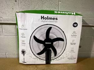 lot 433 image: Holmes 18 Digital Oscillating 3 Speed Stand Fan with Remote Control