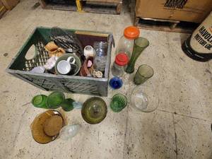 lot 29 image: Collection of Mixed Glassware and Ceramics