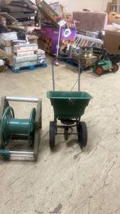 lot 70 image: Yard Care Items