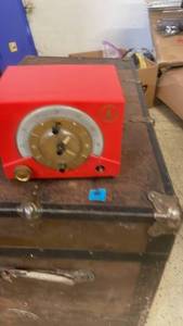 lot 91 image: Vintage Emerson Red Bakelite Electric Clock Radio