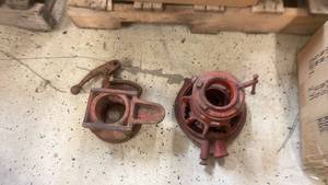 lot 117 image: Pair of Vintage Toledo 2 12 Pipe Threader Heads