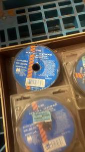 lot 156 image: Set of 3 Metalwork Welding Wire Spools E70S6 2lb .023 Diameter