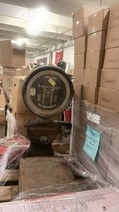 lot 220 image: Toledo No Springs Vintage Industrial Scale