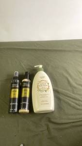 lot 236 image: TRESemme Lamellar Gloss Duo and Lacura Oatmeal Body Lotion Set