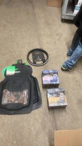 lot 259 image: Realtree and Browning Camo Auto Accessories Set - Floor Mats, Seat Covers, Steering Wheel Cover