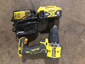 lot 30 image: Dewalt Power  Tool with Battery and Charger Used Good Customer Returns See Pictures