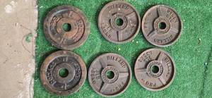 lot 32 image: Lot of six 3LB one-inch Weight Plates (USED)