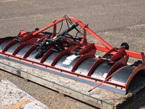 lot 5 image: Hiniker 9 Snow Plow