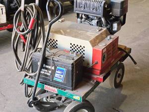 lot 20 image: Kohler Command Pro 8.5 Gasoline-Powered Battery Charger  Wheeled