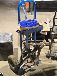 lot 43 image: Pallet Bander