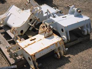 lot 73 image: Lot of (4) Jib Mounts