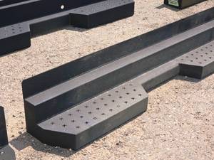 lot 93 image: 66 Non-Slip Commercial Truck Rear Bumper  Recessed Middle Step