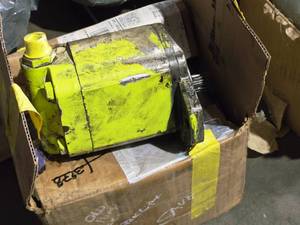 lot 126 image: Hydraulic Gear Pump