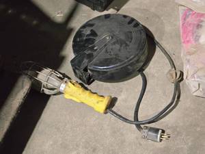 lot 150 image: Shop Work Light with Cord Reel