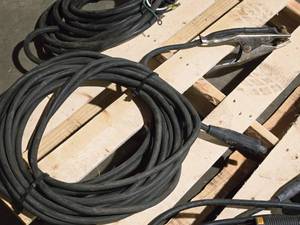 lot 180 image: Lenco Welding Cable LC-40