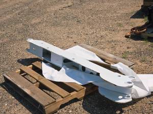 lot 218 image: Truck  Machine Part