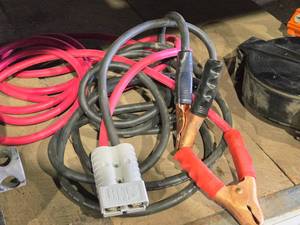 lot 285 image: Set of Battery Cables with SMH Plug End
