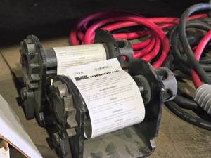 lot 286 image: Lot of (2) Kinedyne Winches (uses 4 strap not included)
