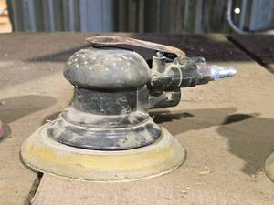 lot 297 image: Air 6 Disc SanderPolisher