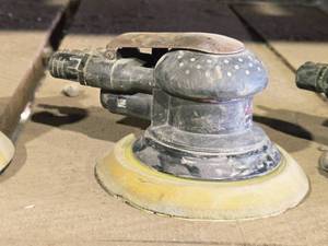 lot 299 image: Ingersoll Rand Air 6 Random Orbital  Sander