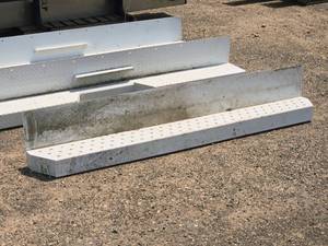 lot 108 image: 66 Painted Commercial Truck Rear Bumper