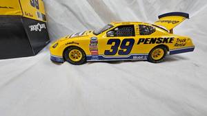 lot 21 image: Team Caliber Preferred Series 124 #39 Kurt Busch