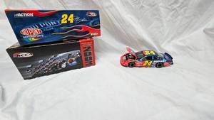 lot 11 image: RCCA Action 132 Jeff Gordon-#24-DuPont