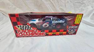 lot 98 image: Racing Chamions 124 #6-Valvoline-Mark Martin