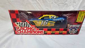 lot 105 image: Racing Chamions 124 #16-Primestar-Ted Musgrave
