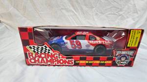 lot 108 image: Racing Chamions 124 #59-Kingsford-Stevie Reeves
