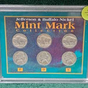 lot 33 image: Buffalo and Jefferson Mint Mark Collection P-D-S