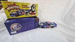 lot 111 image: Action Racing 124 #Universal Studio Monsters-The Mummy-#18-Jason Leffler