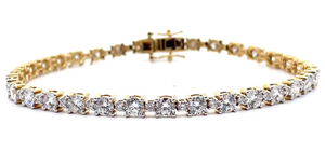 lot 3 image: 9 Carat Diamond Tennis Bracelet in 14k Yellow Gold