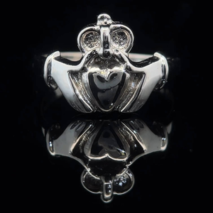 lot 17 image: NEW Traditional Irish Claddagh Ring in 14k White Gold