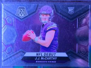 lot 28 image: JJ MCCARTHY 2024 PANINI MOSAIC ROOKIE CARD