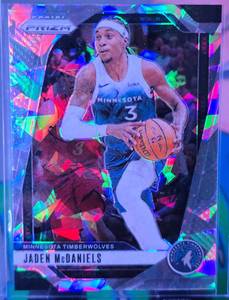 lot 135 image: JADEN MCDANIELS 2024-25 PANINI PRIZM CRACKED ICE