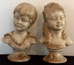 lot 44 image: Vintage 1962 Universal Statuary Corp, Chicago 22 Boy and Girl Busts