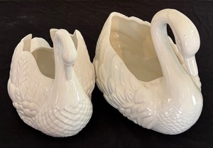 lot 48 image: Holland Mold-Glazed White Ceramic Swan Planter Signed NH 1197 & Vintage Ceramic Swan Planter 808 USA