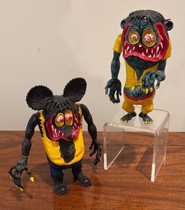 lot 122 image: Two Fungus Amungus Figurines